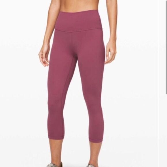 lululemon athletica Pants - Lululemon 2 align 21” crop in Plumful